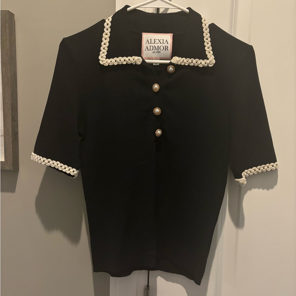 Alexia Admor collar blouse